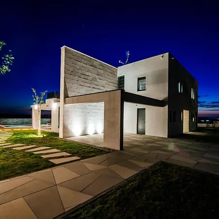 Villa Maluja