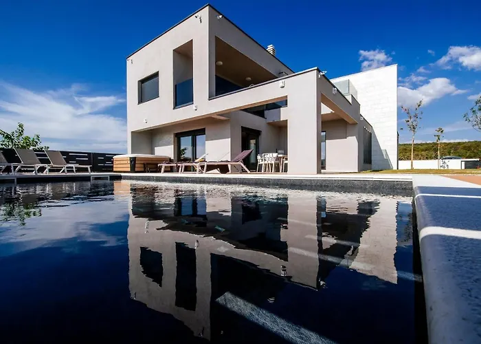 Villa Maluja
