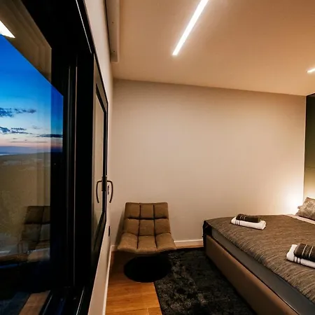 וילה Maluja Debeljak