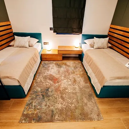 Maluja Villa *