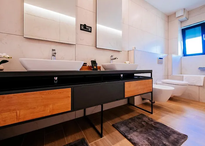 Villa Maluja Debeljak